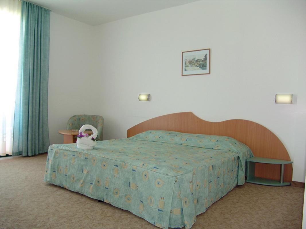 Mena Palace Hotel Sunny Beach Eksteriør billede